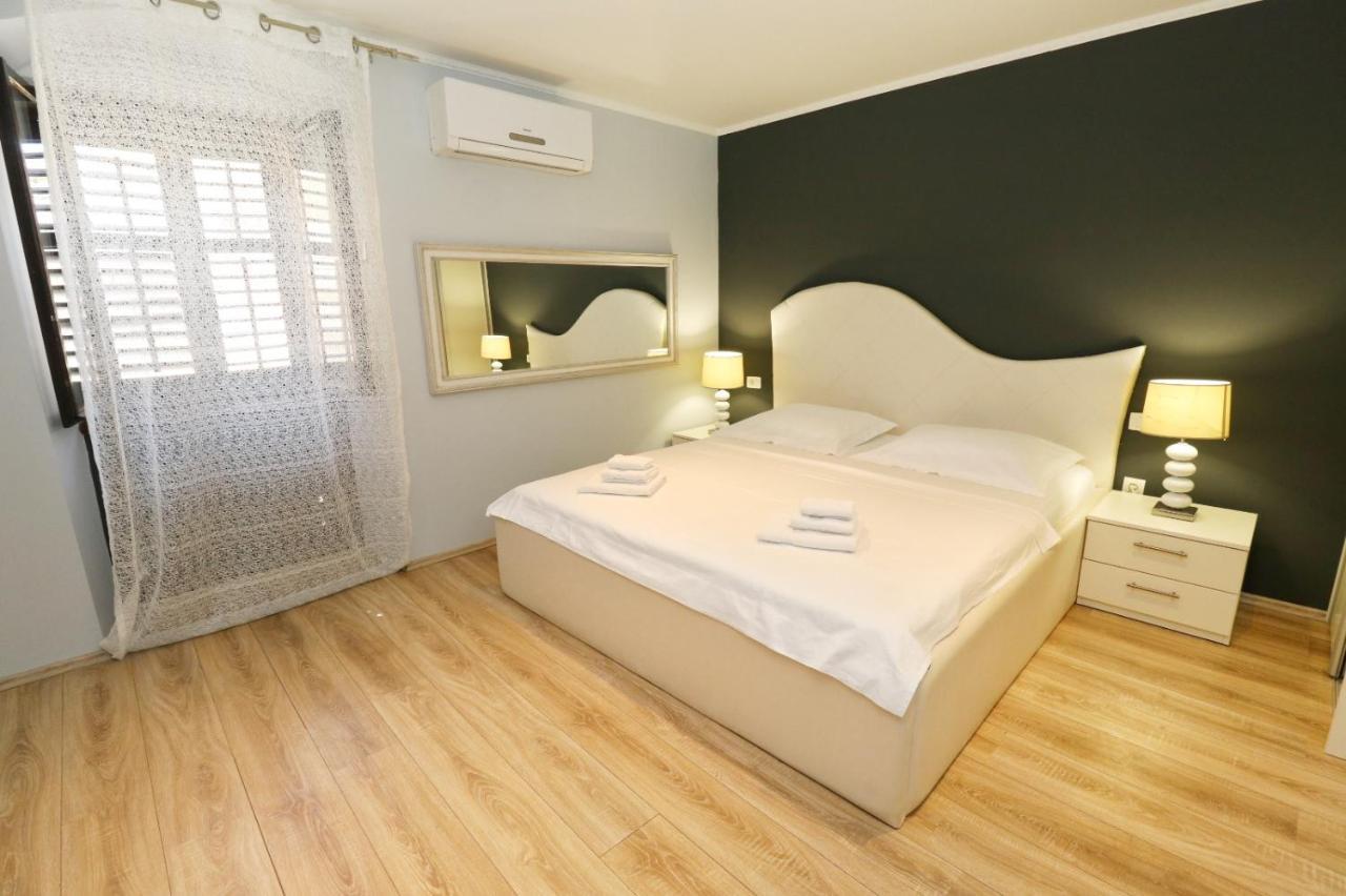 דירות ספליט Apartman Gentile מראה חיצוני תמונה